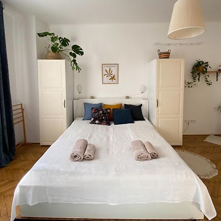 Quiet Apartment Near Buda Castle Budapest Exterior photo