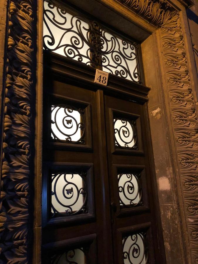 Quiet Apartment Near Buda Castle Budapest Exterior photo